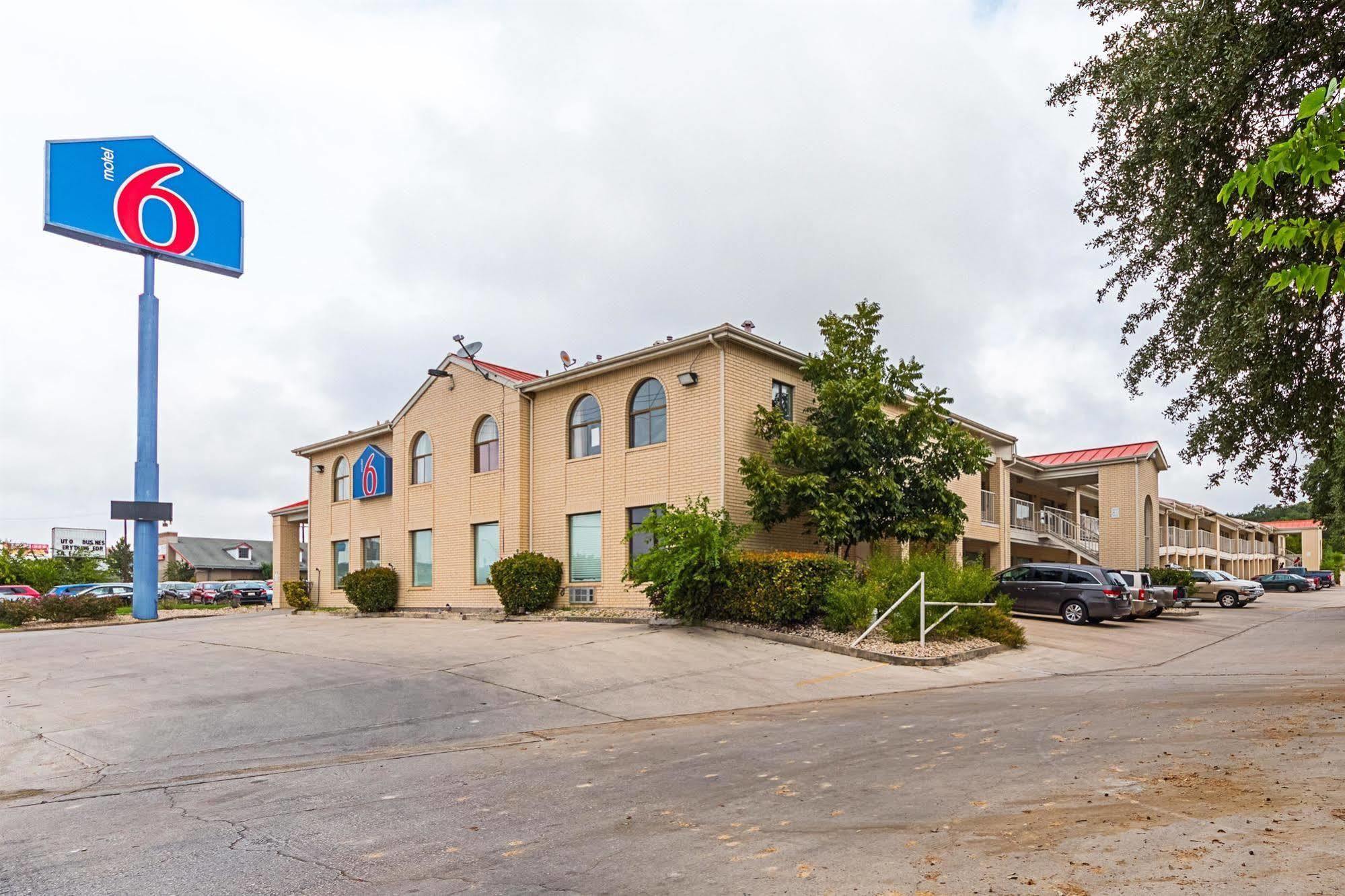 Motel 6-San Antonio, Tx - Fiesta Trails Exteriér fotografie