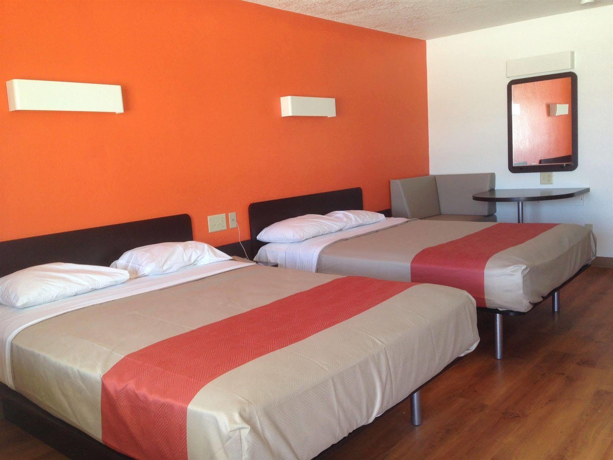 Motel 6-San Antonio, Tx - Fiesta Trails Exteriér fotografie